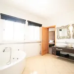 Villa Cinema - Perfect Union